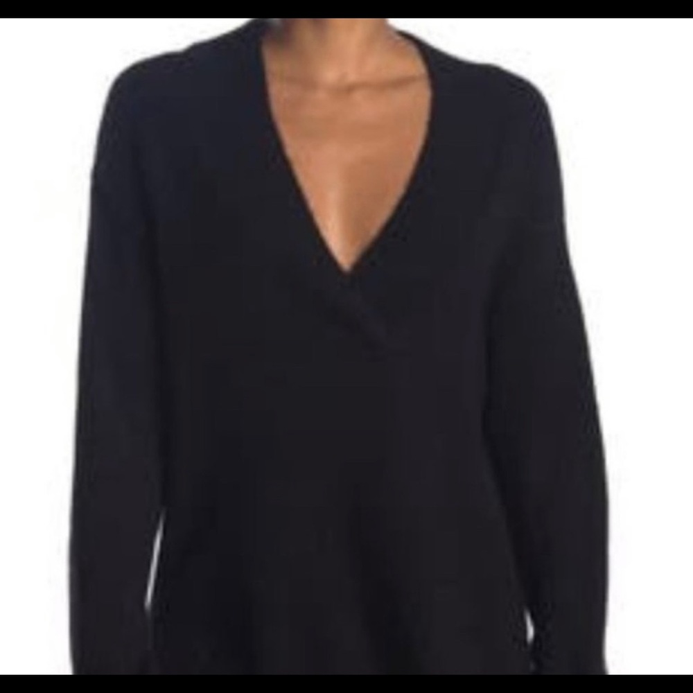 RDI Black V Neck Sweater SZ XS